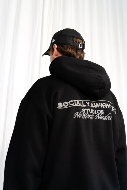 Socially Awkward Hoodie Zwart met logo